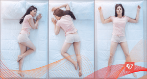 kobiety leżące na łóżkach w różnych pozycjach